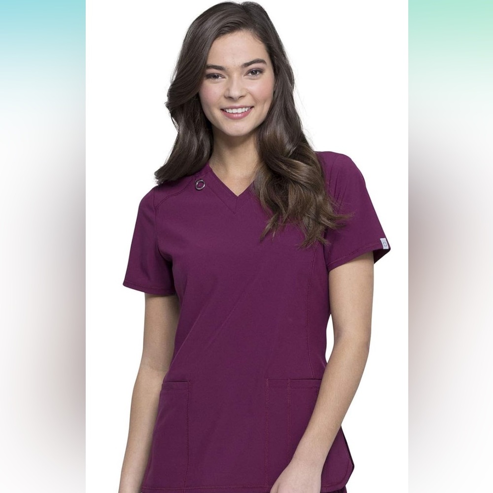 Cherokee Infinity Women’s Scrub Set